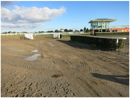 Image shows the condition of the track in the public reserve from Glen Eira Road tunnel to car park. Photograph courtesy of the Victorian Auditor-General's Office.